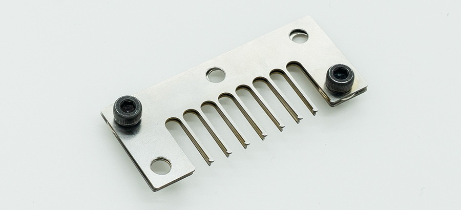 金属製のホルダーを表裏2層構造にした写真